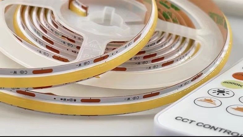 90 CRI COB 560leds CCT Dimmable LED Strip 8mm PCB For Energy Saving Eco Friendly Lighting In Europe यूरोप में ऊर्जा की बचत के लिए पर्यावरण के अनुकूल प्रकाश व्यवस्था